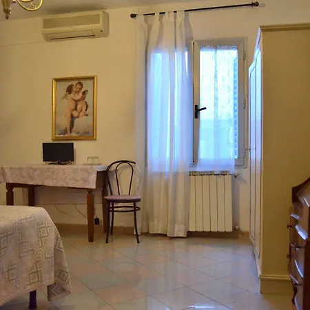 Hotel Barbara House -